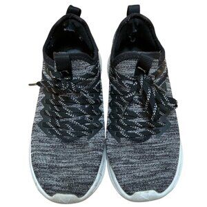 Puma Ignite EvoKNIT sneakers size 5.5